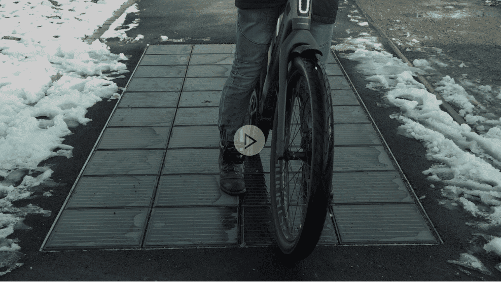 Svájc első napelemes bicikliútja  a PLATIO jóvoltából